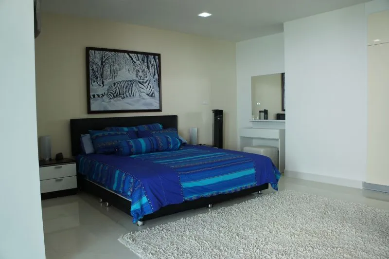 Laguna Heights photo 7