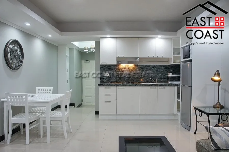 Jomtien Complex photo 5