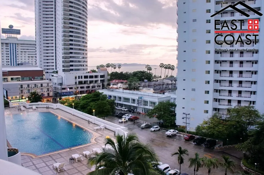 Jomtien Complex photo 15
