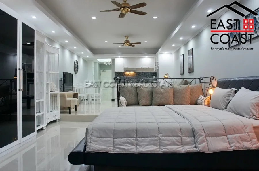 Jomtien Complex photo 12