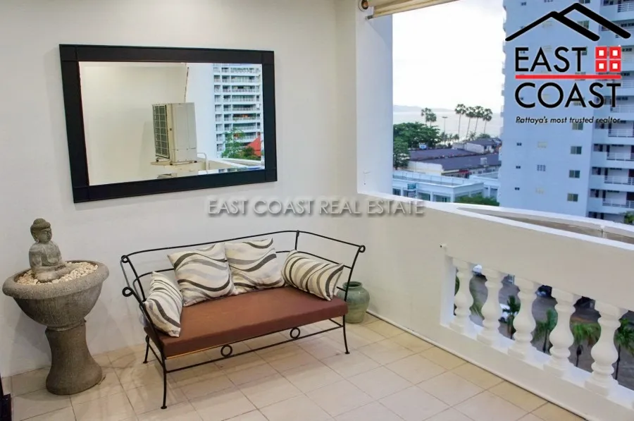 Jomtien Complex photo 4