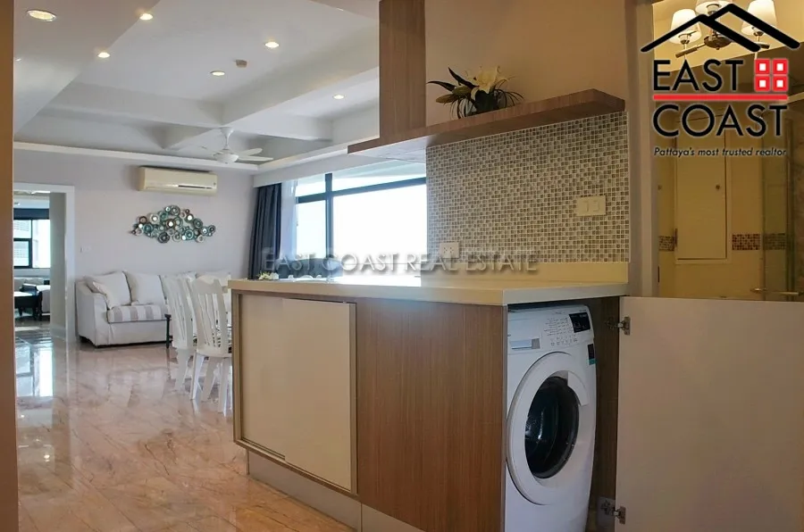 Jomtien Complex photo 7