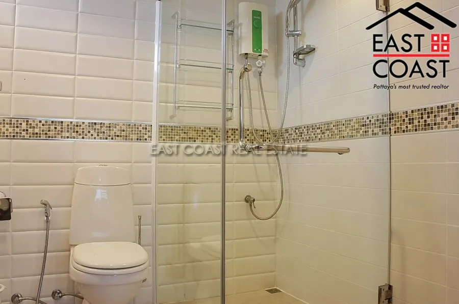 Jomtien Complex photo 17