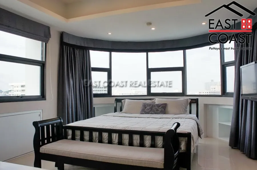 Jomtien Complex photo 18