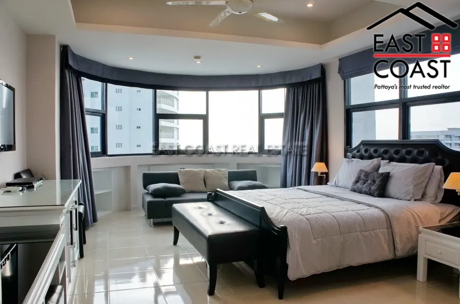 Jomtien Complex photo 12