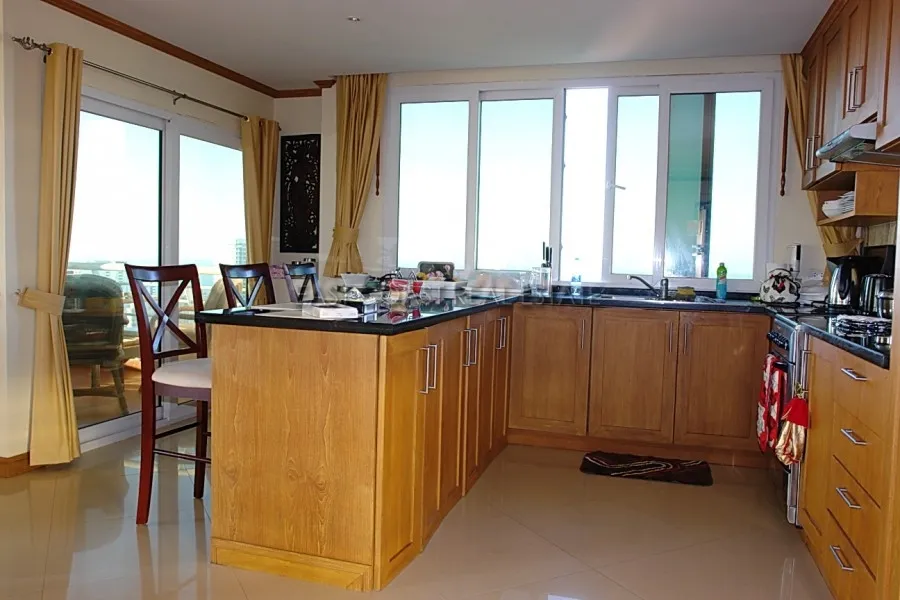 Pattaya Hill Resort photo 16