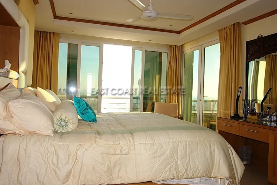 Pattaya Hill Resort photo 21