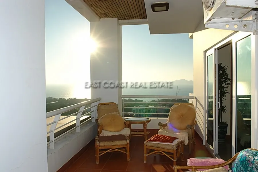 Pattaya Hill Resort photo 9