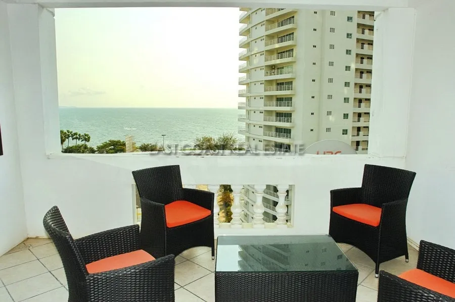Jomtien Complex photo 14
