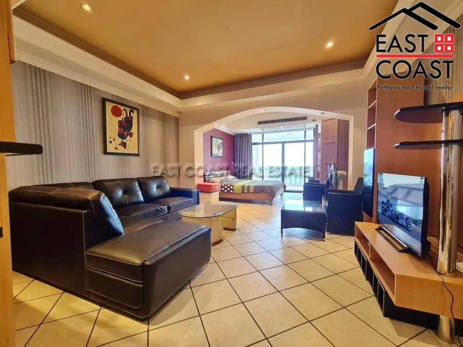 Jomtien Complex photo 3
