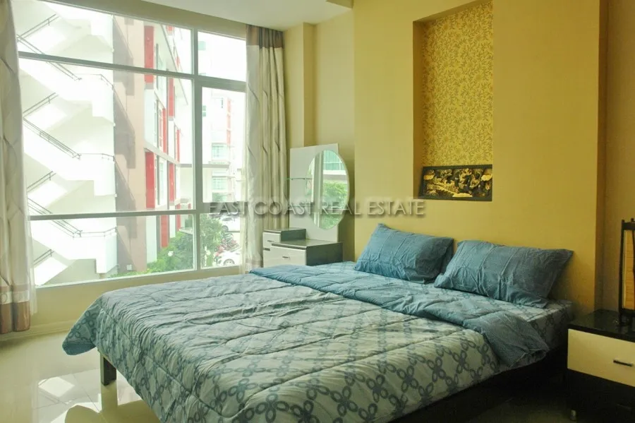 CC Condominium 1 photo 5