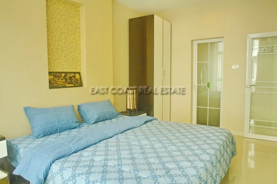 CC Condominium 1 photo 3