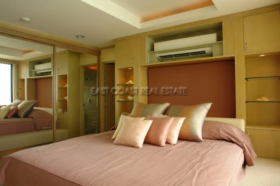 Royal Cliff photo 16