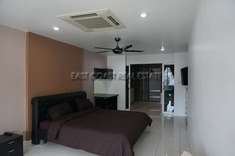 The Lofts Pratumnak photo 12