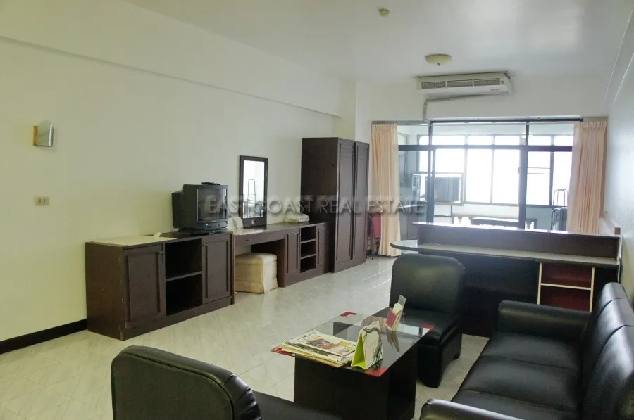 Jomtien Complex photo 4