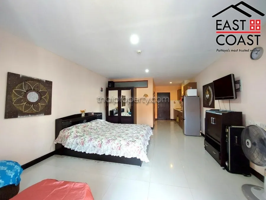Jomtien Plaza Lowrise photo 5