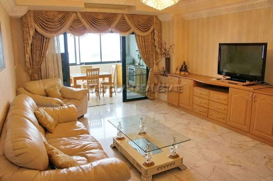 Jomtien Complex photo 4