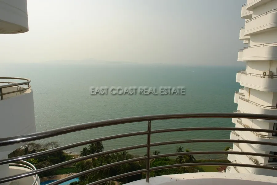 Royal Cliff photo 9