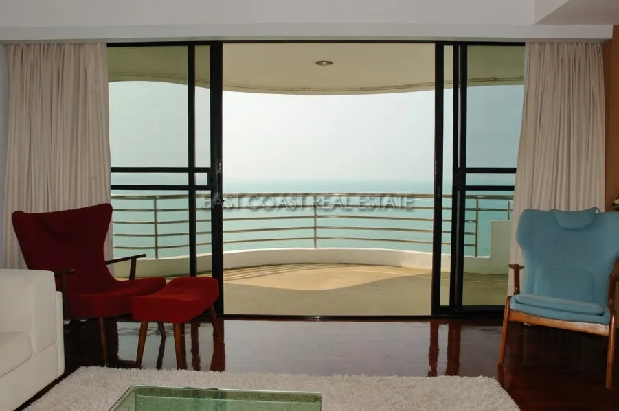 Royal Cliff photo 4