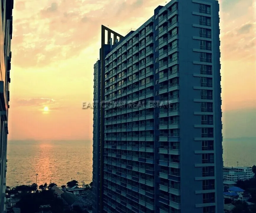 Lumpini Park Beach photo 3