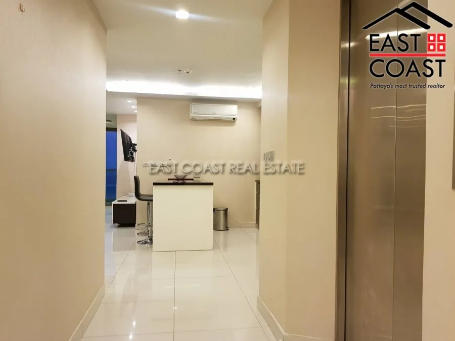Wongamat Tower photo 3