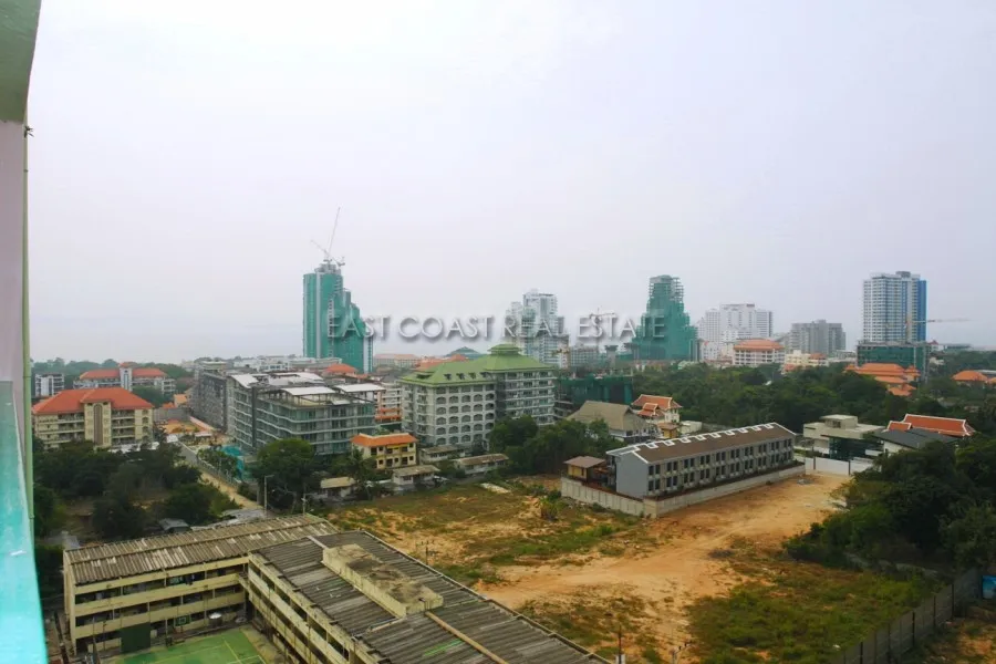 Sombat photo 9
