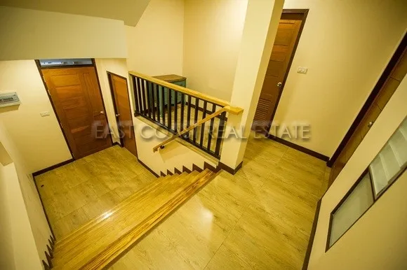 The Lofts Pratumnak photo 3