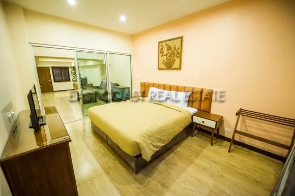 The Lofts Pratumnak photo 10