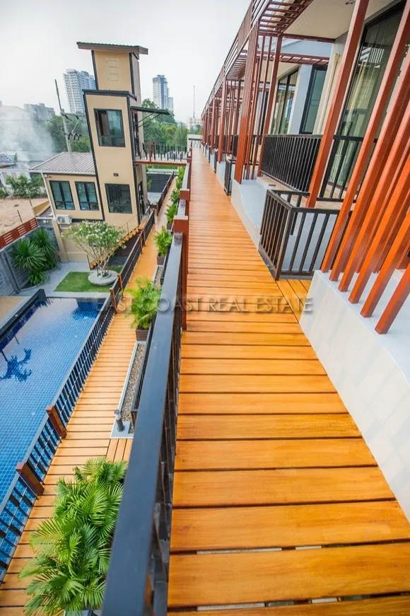 The Lofts Pratumnak photo 5