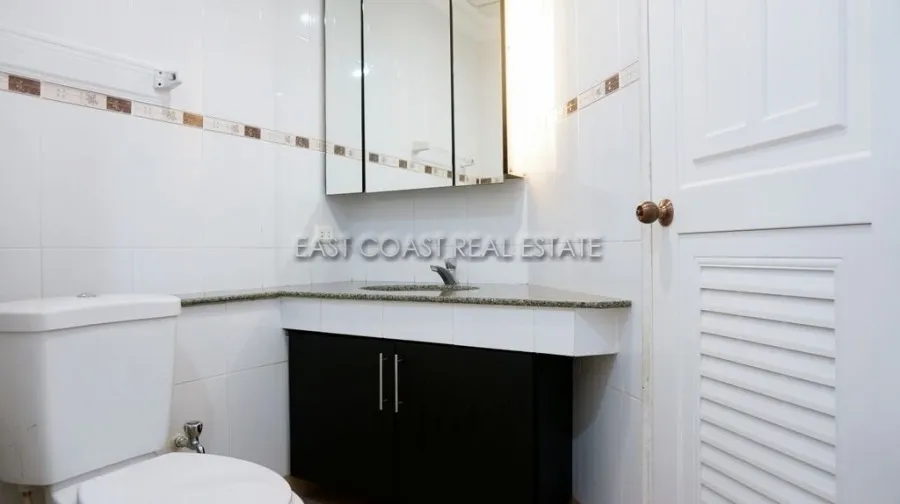 Euro Condo photo 12