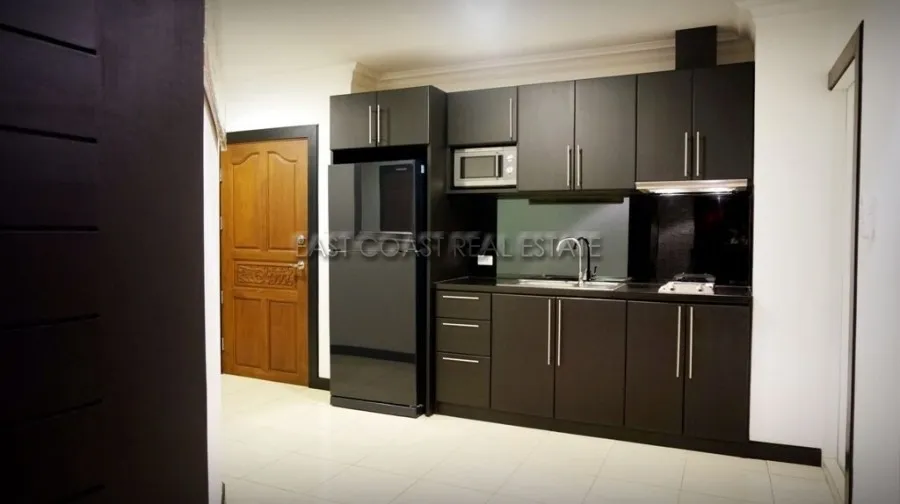 Euro Condo photo 9