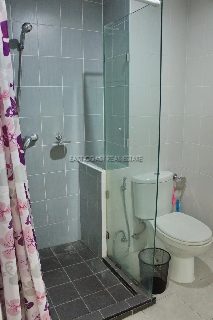 Neo Condo photo 8