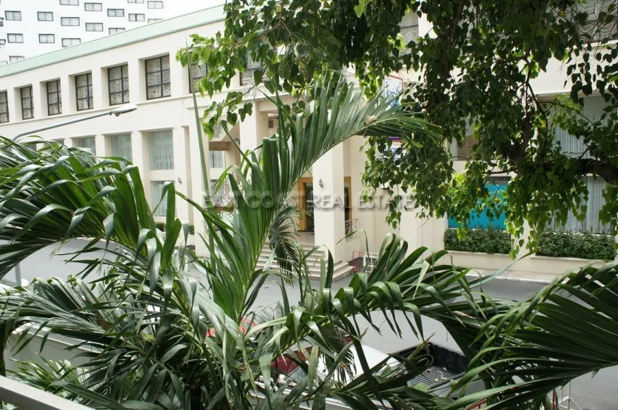 Neo Condo photo 9