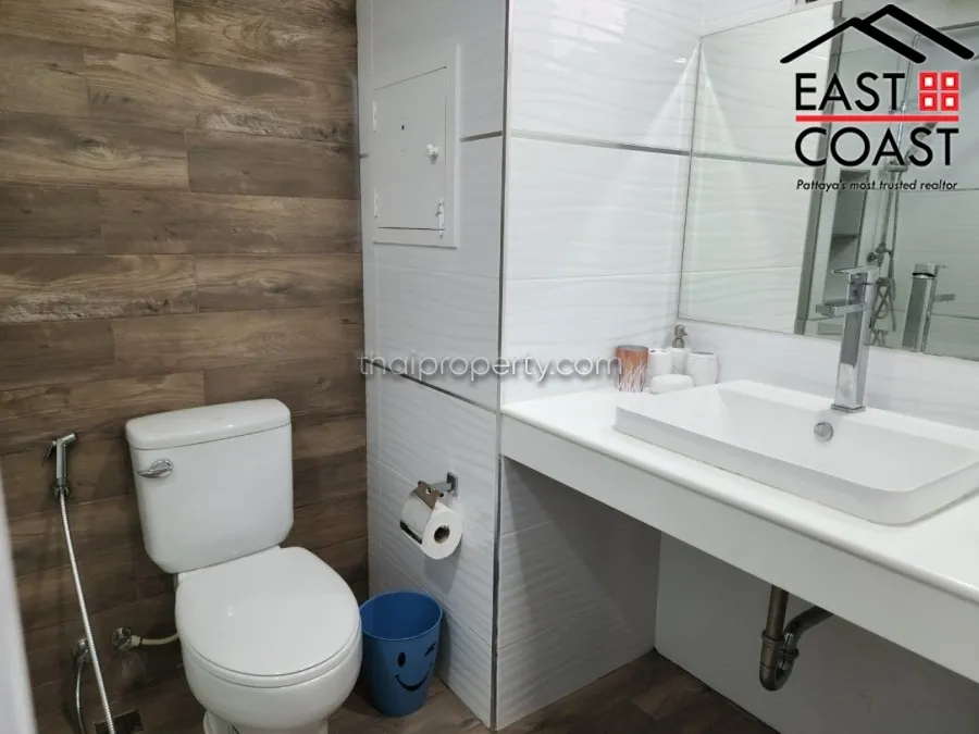 Jomtien Complex photo 9