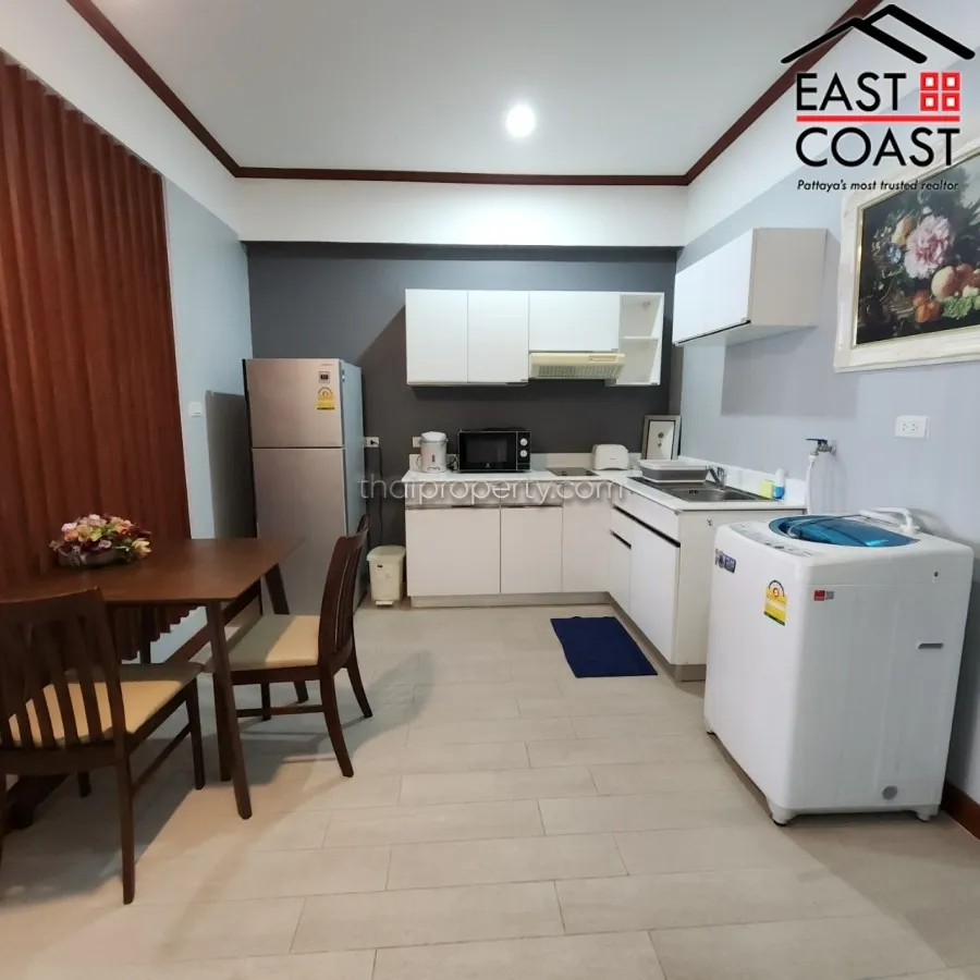 Jomtien Complex photo 14
