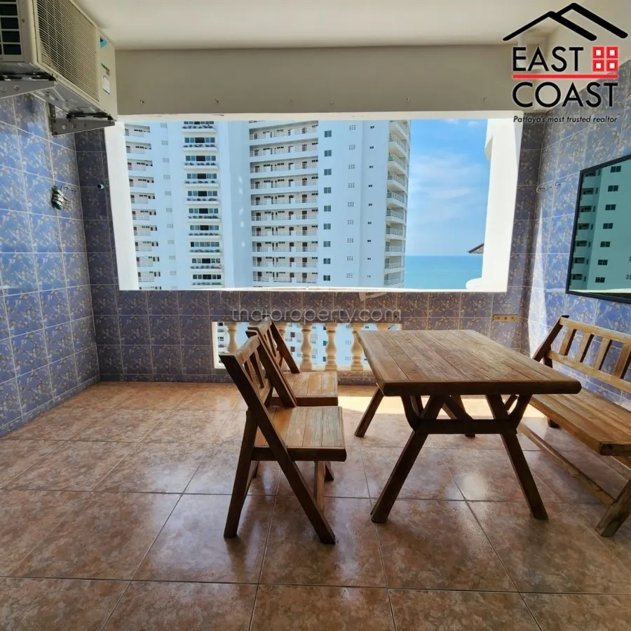 Jomtien Complex photo 16