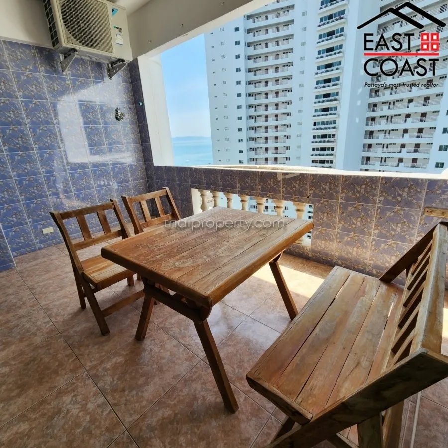 Jomtien Complex photo 17