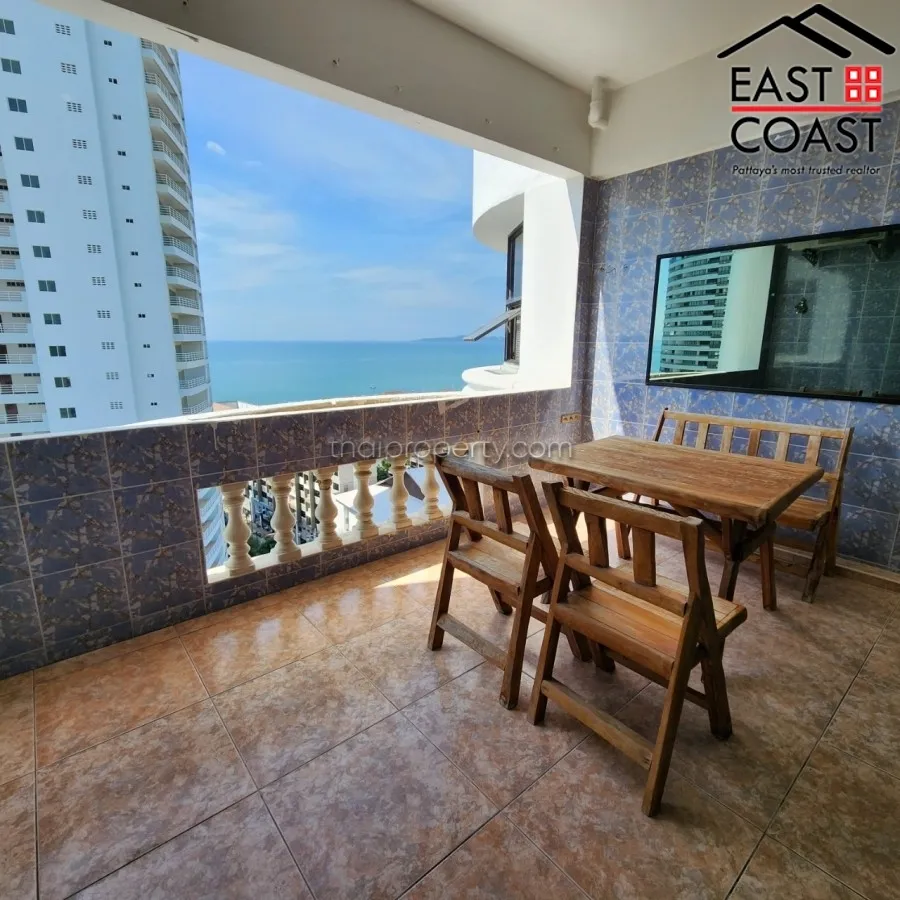 Jomtien Complex photo 18