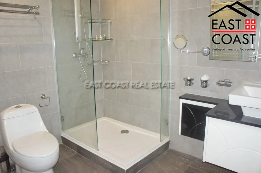 Tudor Court photo 9