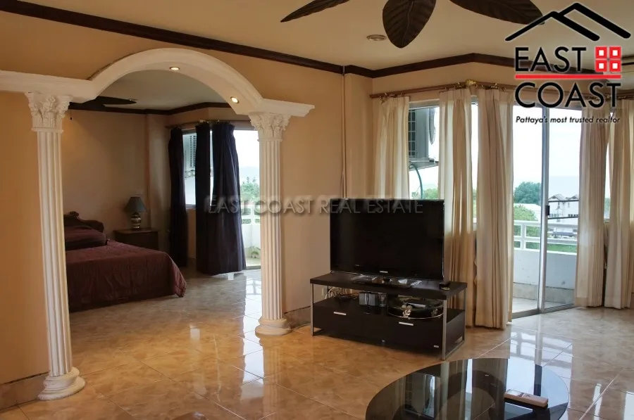 Somphong Condo photo 5