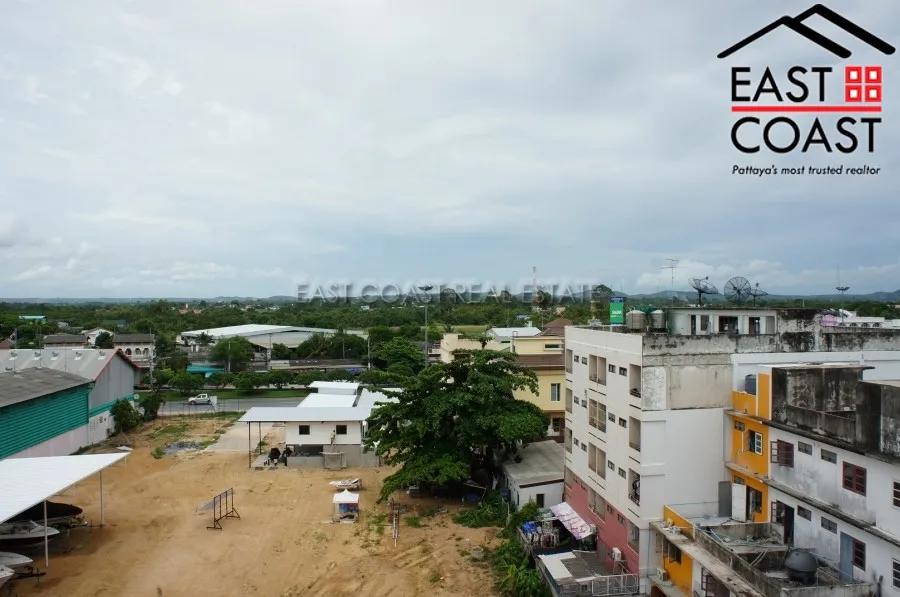 Somphong Condo photo 16