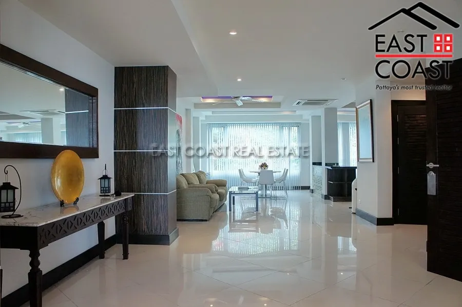 Luxury Apartment photo 7