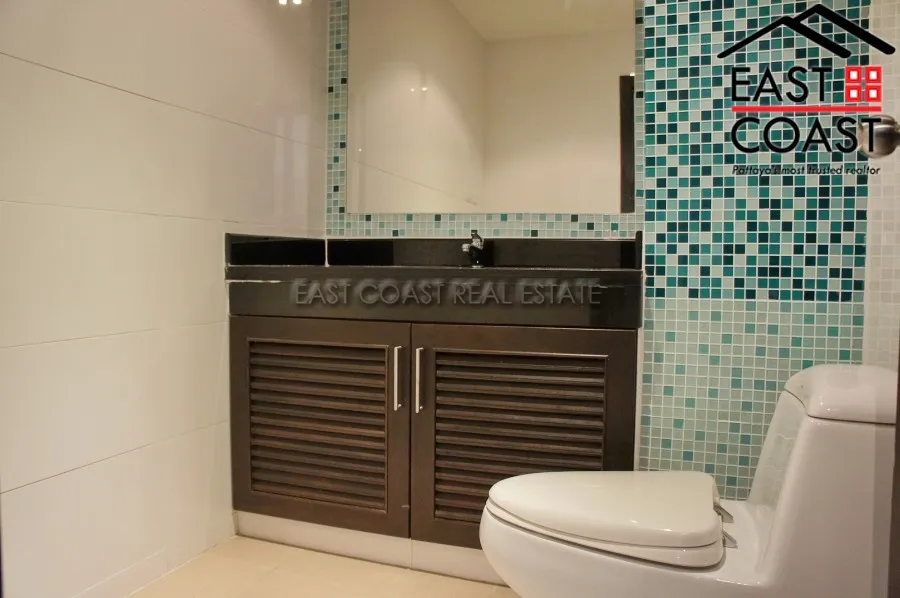 Luxury Apartment photo 12