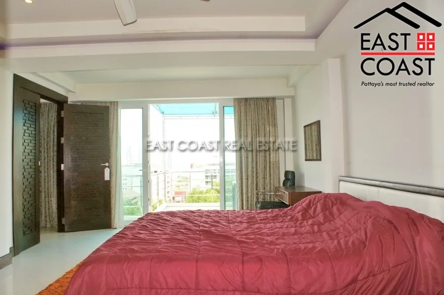 Luxury Apartment photo 25