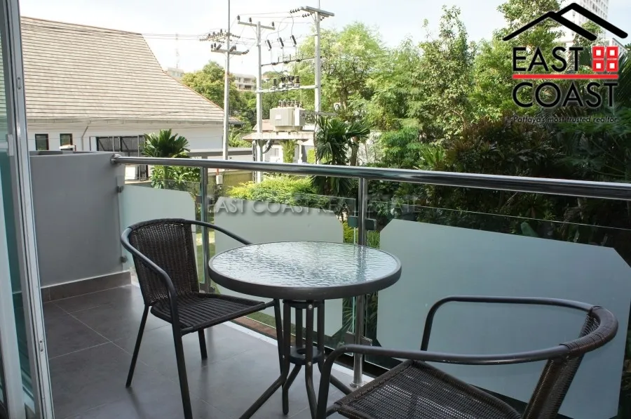 Tudor Court photo 11