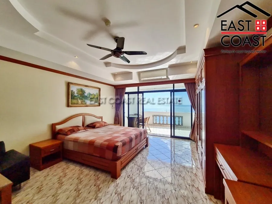 Jomtien Complex photo 10