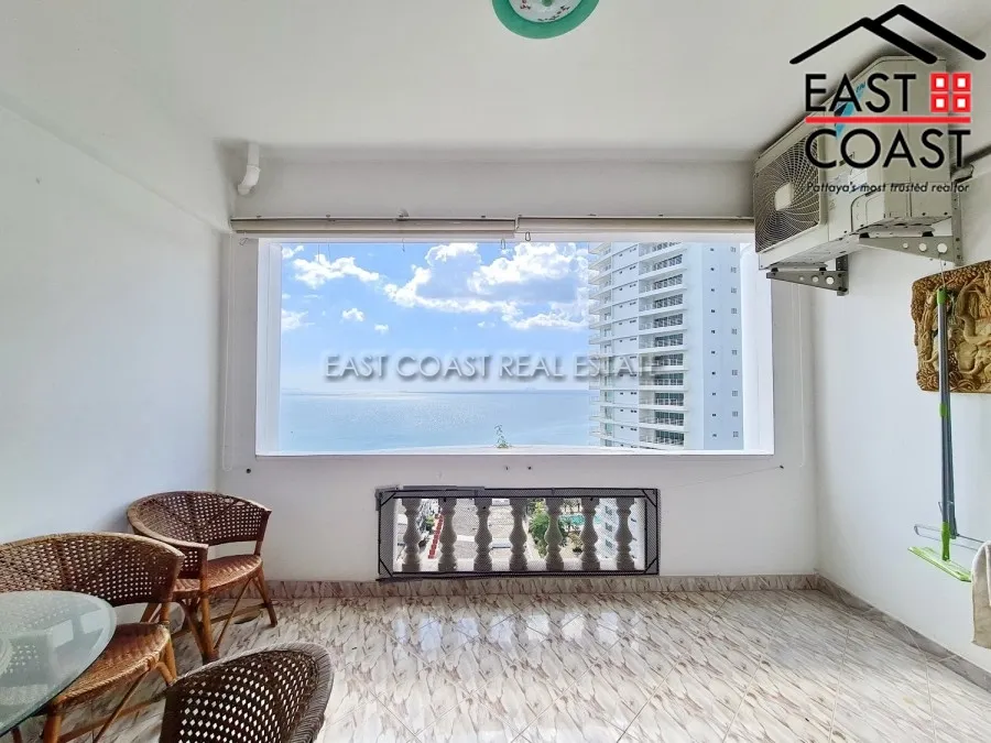 Jomtien Complex photo 16