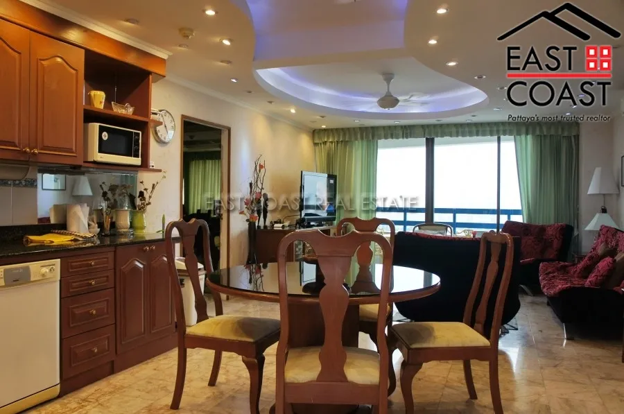 Jomtien Plaza photo 6