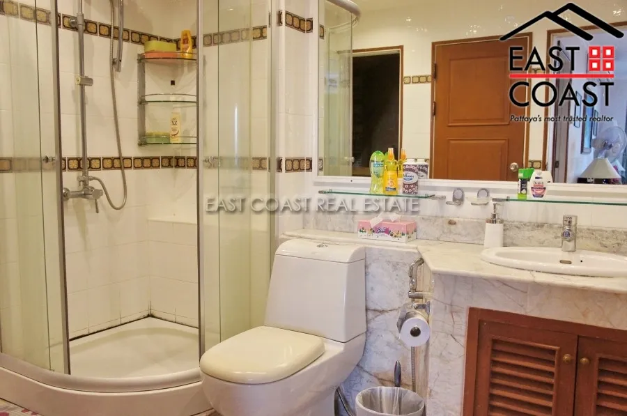 Jomtien Plaza photo 19