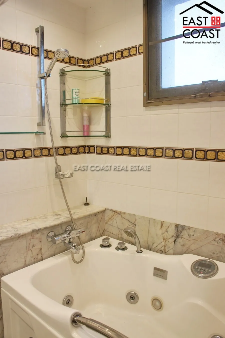 Jomtien Plaza photo 14